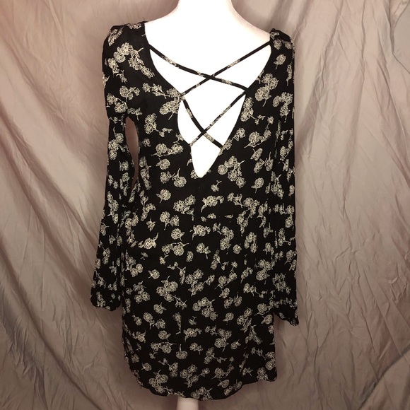 Daisy black and white dress - Picture 2 of 3